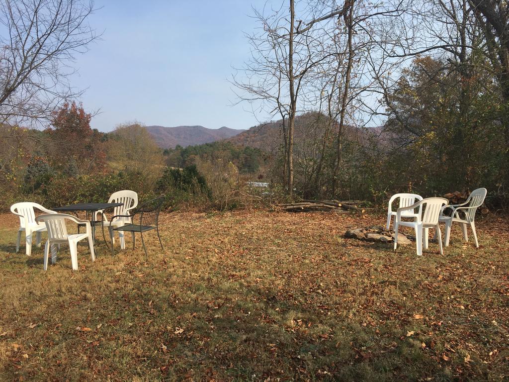 Serenity Views Bungalow - Close To City And Parkway! Villa Weaverville Exterior foto
